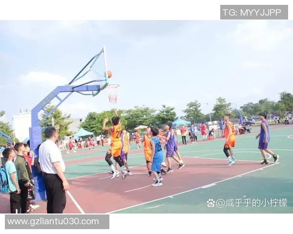 上海篮球队的拼搏之路与邀请赛背后的奋斗故事分享