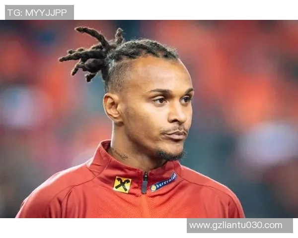 世青赛多明戈斯展现足球才华成新一代明星球员的崛起之路